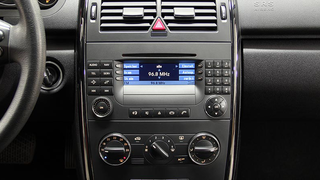 Mercedes A-Klasse W169 Autoradio-Nachrüstung